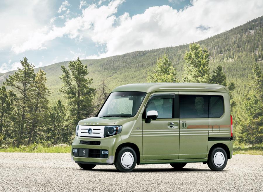  Honda N-Van +Style Fun 2018 года  (фото 9 из 11)